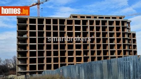 Тристаен, 94m²