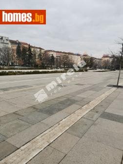 Тристаен, 92m²
