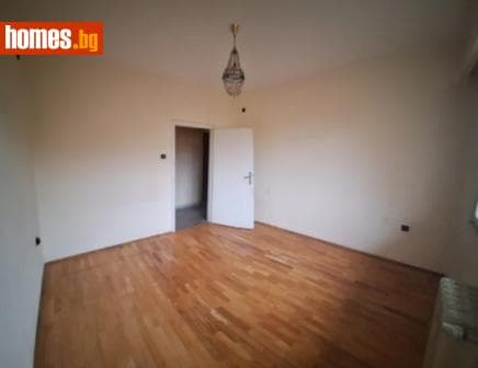 Двустаен, 67m²