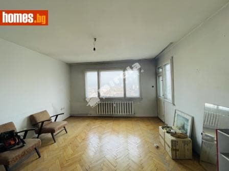 Тристаен, 120m²