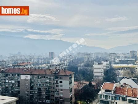 Тристаен, 120m²