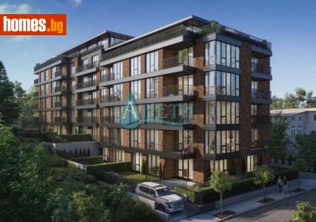 Тристаен, 103m²