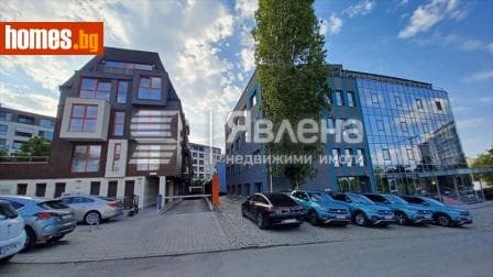Тристаен, 111m²
