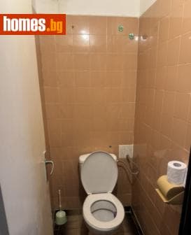 Тристаен, 93m²