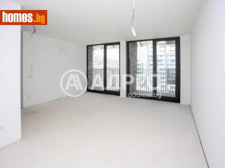 Двустаен, 81m²