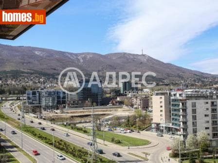 Двустаен, 81m²