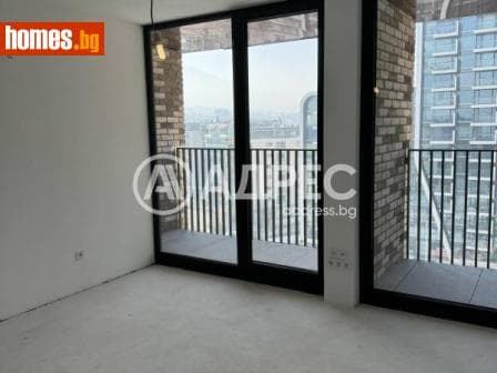Двустаен, 82m²