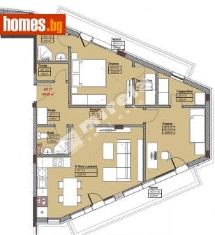 Тристаен, 115m²