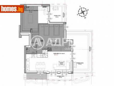 Тристаен, 185m²