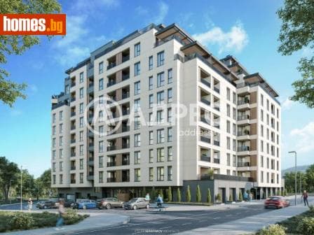 Тристаен, 125m²