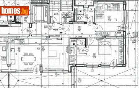 Тристаен, 221m²