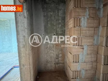 Двустаен, 75m²