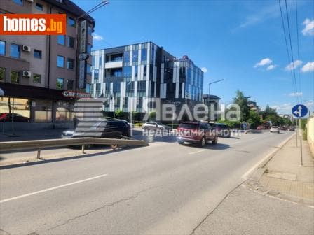 Тристаен, 110m²