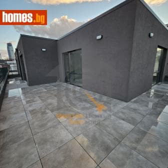 Тристаен, 161m²