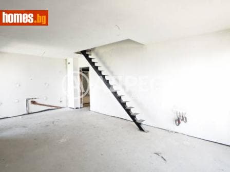 Тристаен, 129m²
