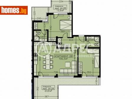 Тристаен, 162m²