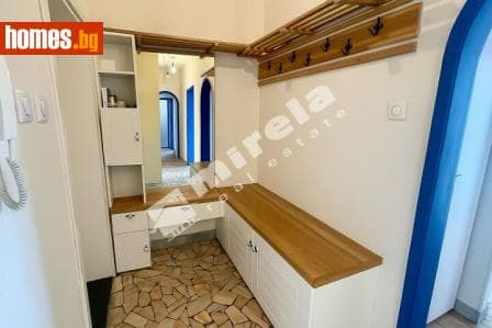 Тристаен, 101m²