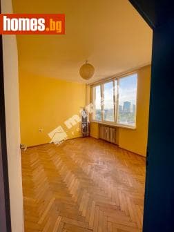 Тристаен, 101m²