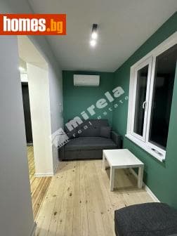 Тристаен, 63m²