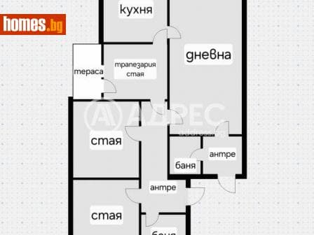 Тристаен, 81m²