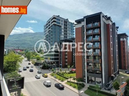 Двустаен, 82m²