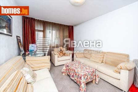Тристаен, 91m²