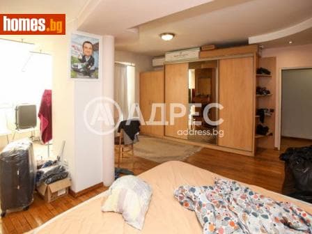 Многостаен, 213m²