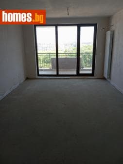 Тристаен, 113m²