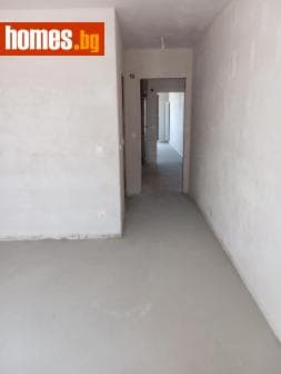Тристаен, 113m²