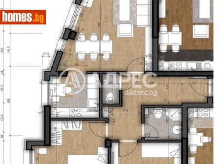 Тристаен, 116m²