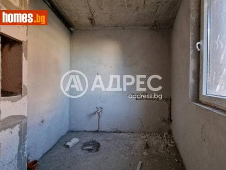Двустаен, 107m²