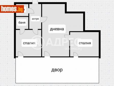 Тристаен, 110m²
