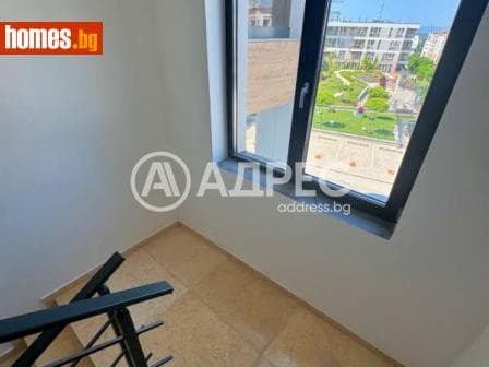 Тристаен, 130m²