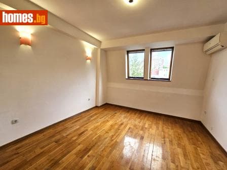 Многостаен, 258m²