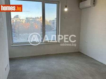 Двустаен, 83m²