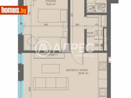 Тристаен, 98m²