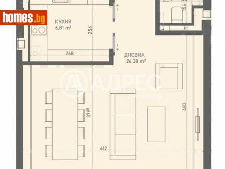 Тристаен, 126m²