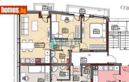 Тристаен, 104m²