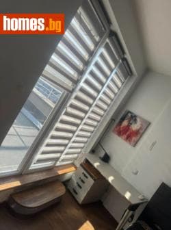 Тристаен, 137m²