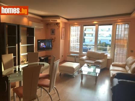 Тристаен, 108m²