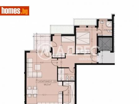 Тристаен, 124m²