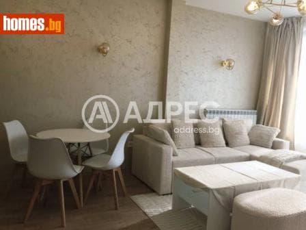 Тристаен, 100m²