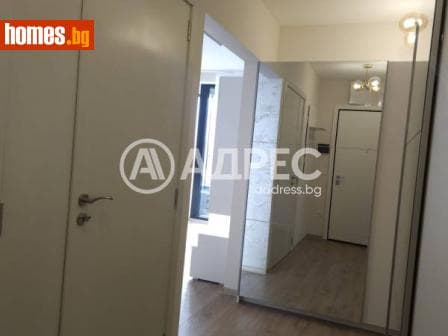 Тристаен, 100m²