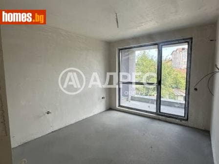 Двустаен, 93m²