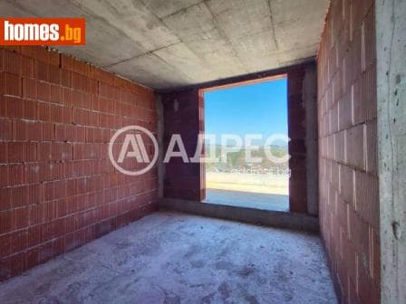 Двустаен, 101m²