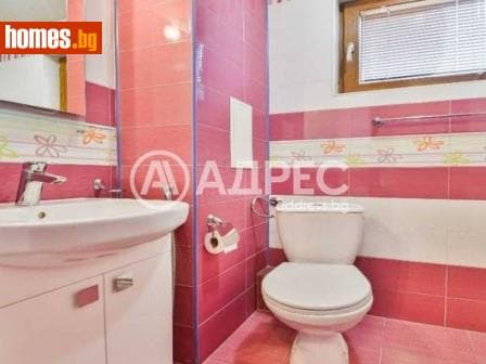 Тристаен, 145m²