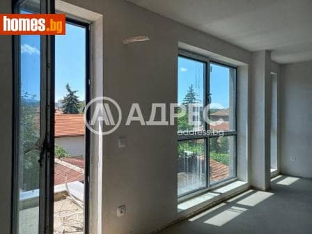 Двустаен, 83m²