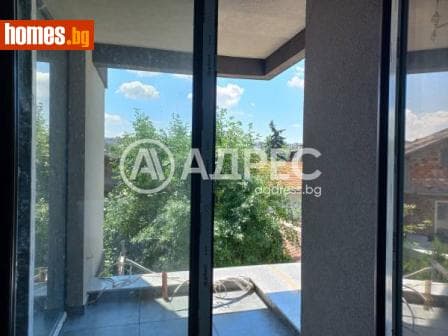 Двустаен, 83m²