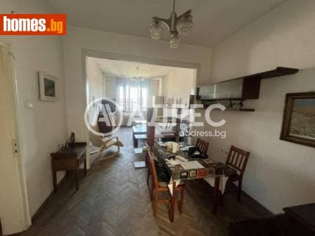 Двустаен, 68m²