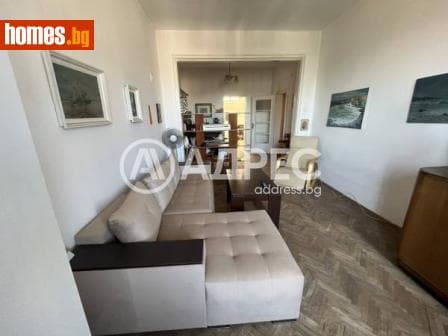Двустаен, 68m²